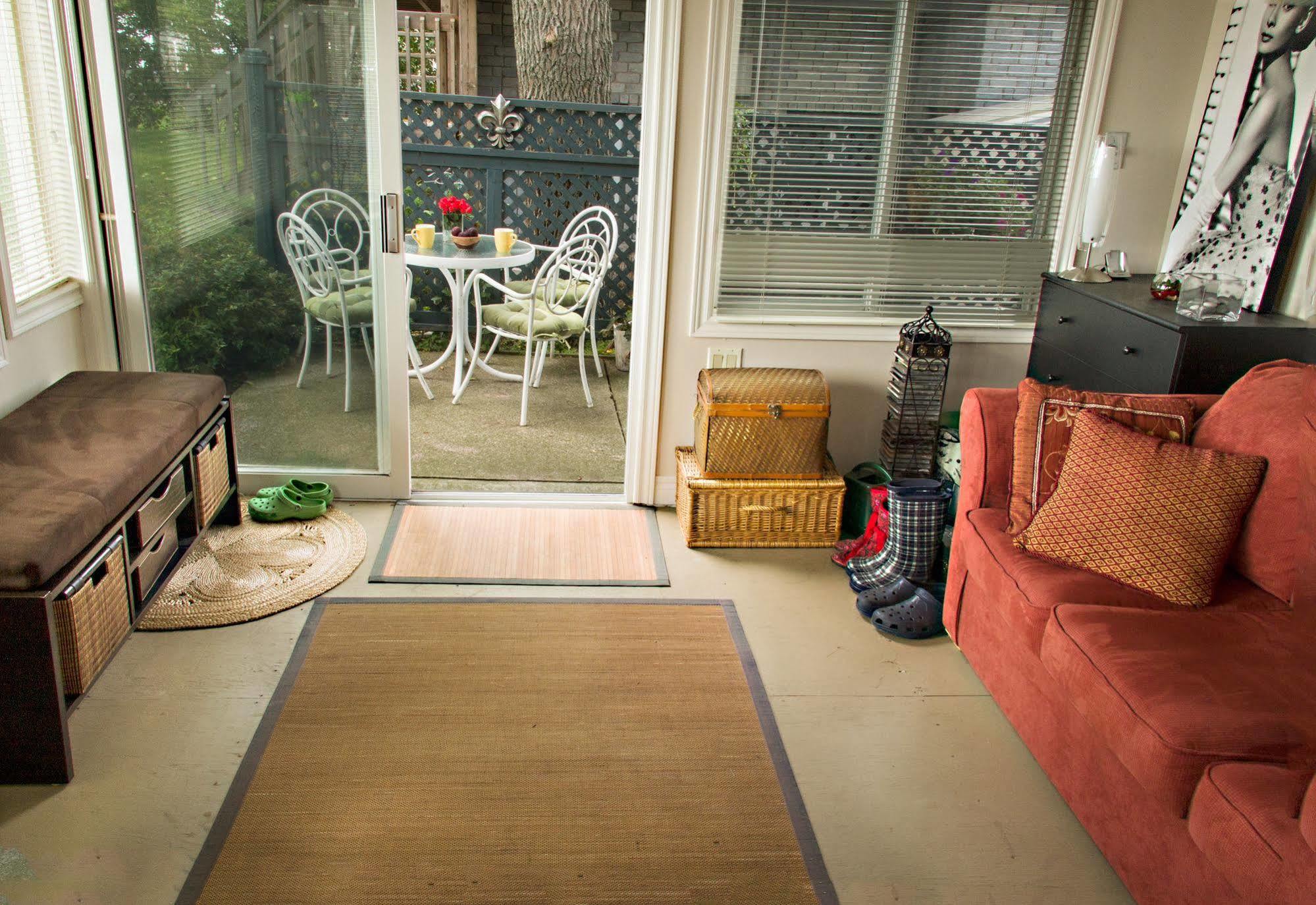Point Pelee Lakeshore B&B Leamington Bagian luar foto